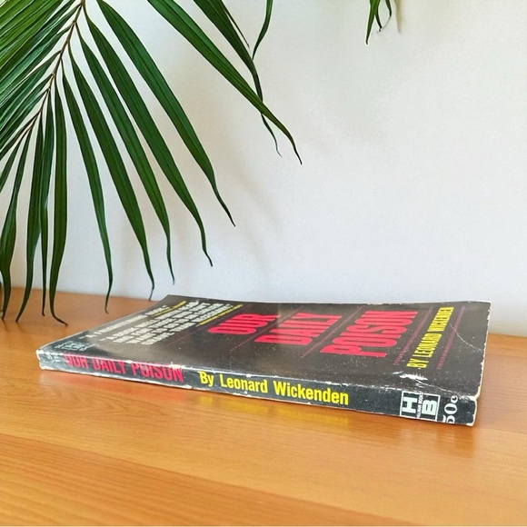 Our Daily Poison – Leonard Wickenden (1961, Hillman Books, Vintage Paperback) - Picture 3 of 8